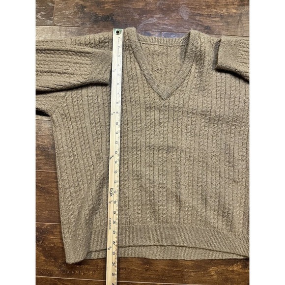 Made In Peru Luxury Cashmere Alpaca V-Neck Long Sleeve Sweater READ BELOW - Picture 4 of 7